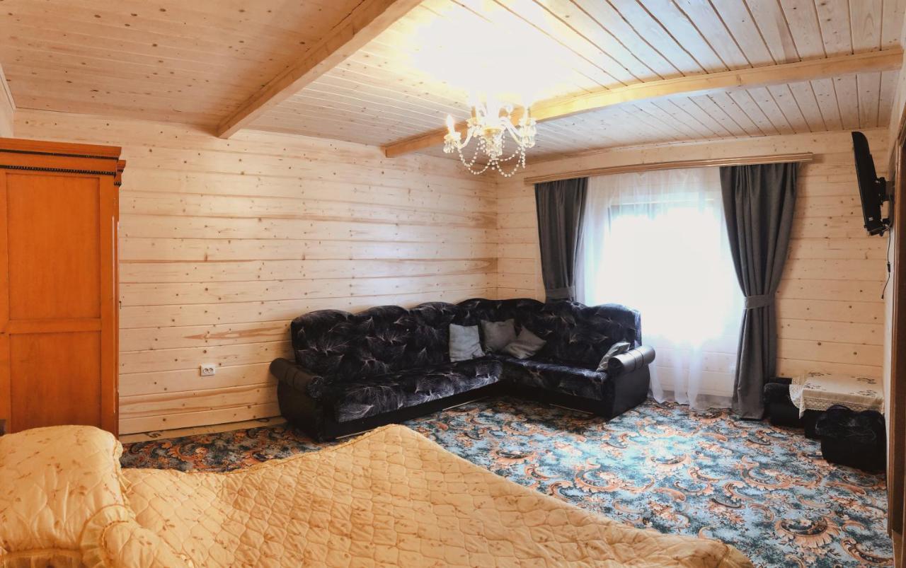 Вершина Карпат 호텔 Krasnik 외부 사진